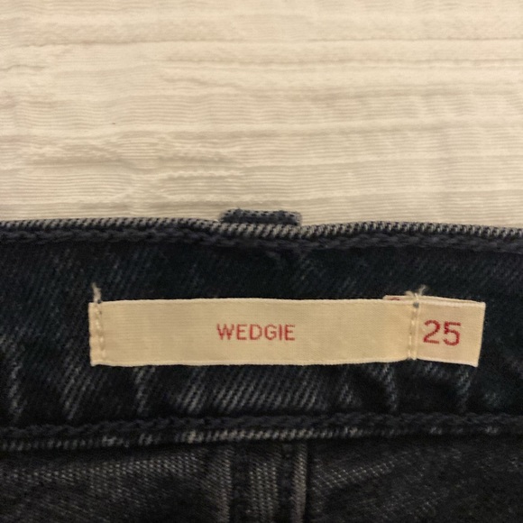 Levi’s Premium Waterless Button Fly Jeans (25) - Picture 7 of 13